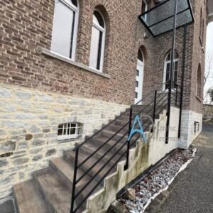 Autres services (105)
