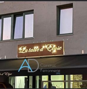 Autres services (127)