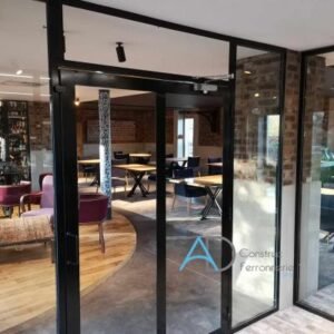 Autres services (44)