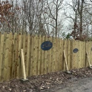 Autres services (48)